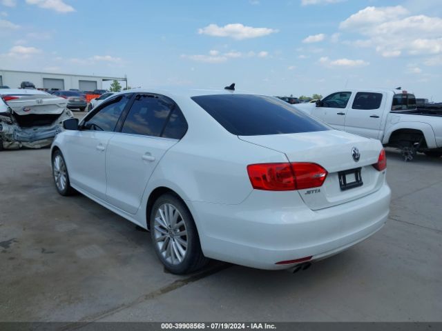 3VWLL7AJ8EM428923 Volkswagen Jetta 2.0l Tdi