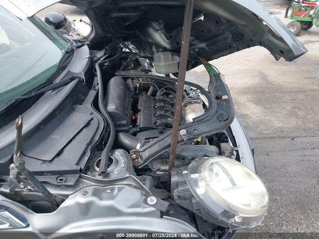 2009 MINI COOPER S CLUBMAN WMWMM33599TP93080 Photo 9