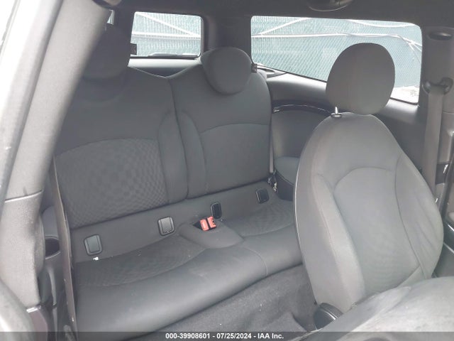 2009 MINI COOPER S CLUBMAN WMWMM33599TP93080 Photo 7