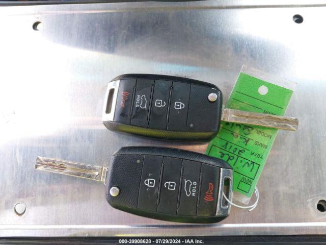 KNDJP3A59J7535557 KIA SOUL +