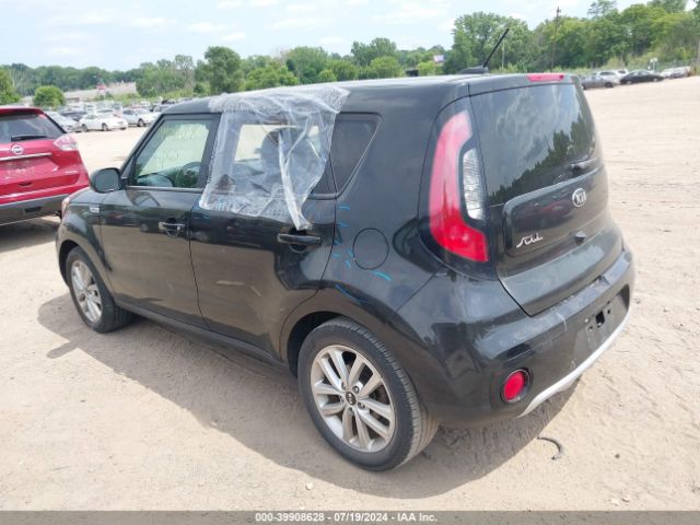 KNDJP3A59J7535557 KIA SOUL +
