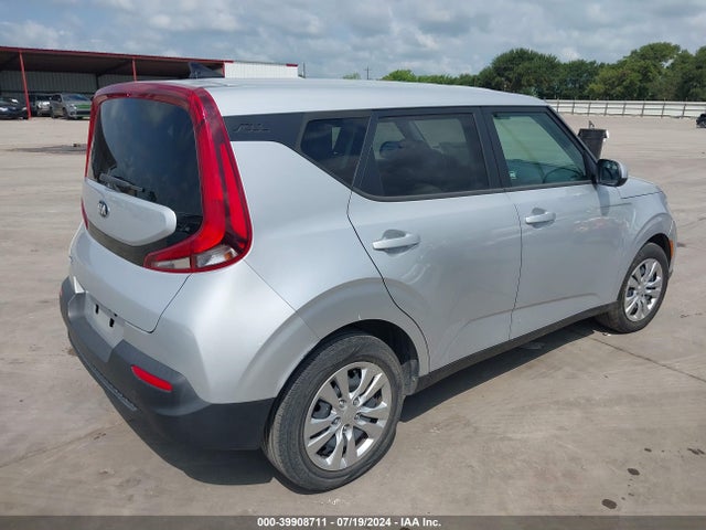 KIA SOUL LX 2020 KNDJ23AU9L7118299 Image 4