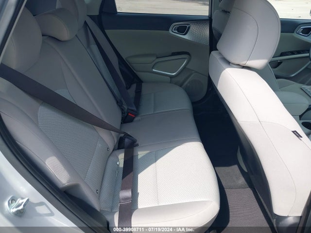 KIA SOUL LX 2020 KNDJ23AU9L7118299 Image 8