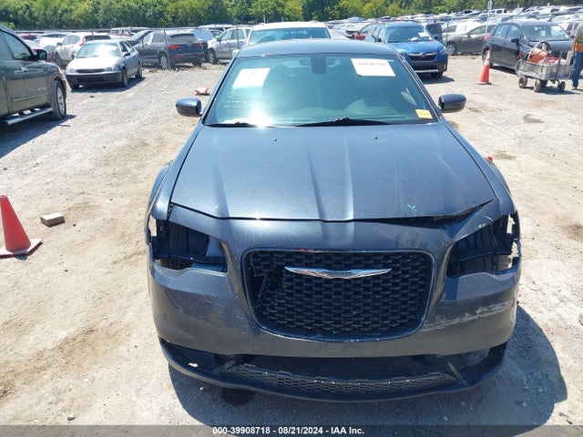 Chrysler 300 300s 2019 2C3CCABG0KH697659 Image 12