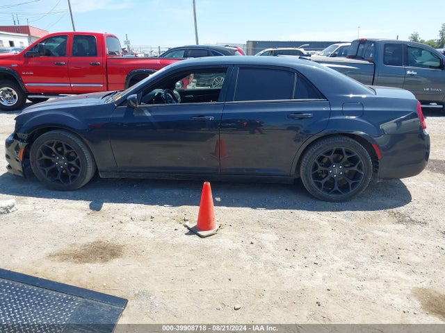 Chrysler 300 300s 2019 2C3CCABG0KH697659 Image 14