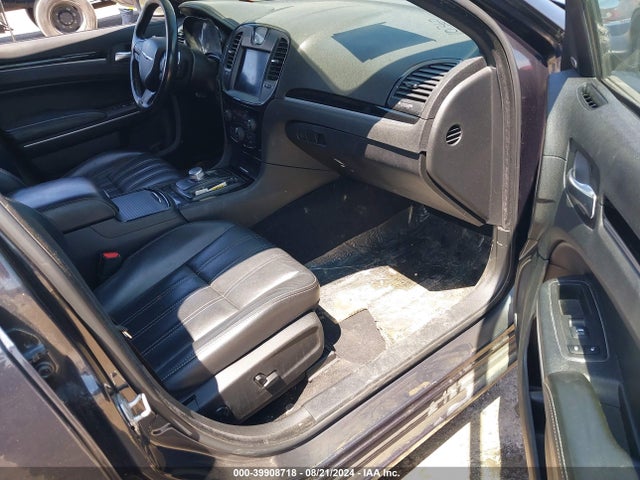 2C3CCABG0KH697659 Chrysler 300 300s