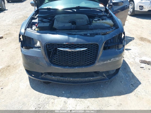 2C3CCABG0KH697659 Chrysler 300 300s