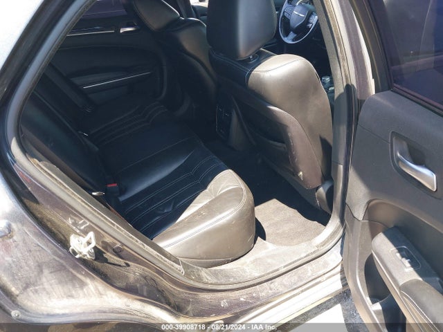 2C3CCABG0KH697659 Chrysler 300 300s