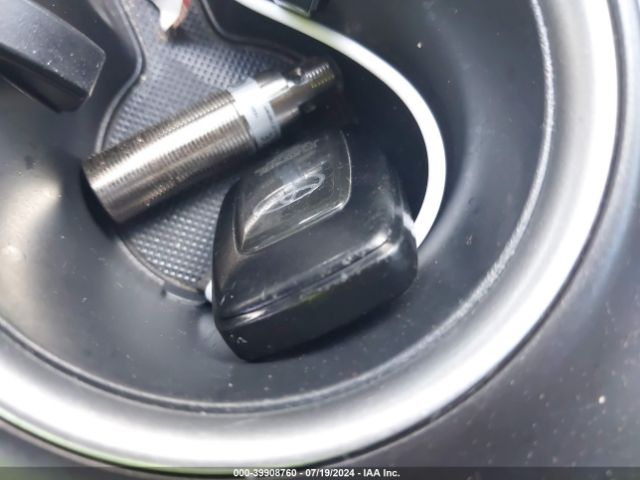 4T1R11AK9NU690546 Toyota CAMRY LE