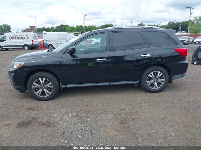 5N1DR2MM6HC909219 Nissan Pathfinder S