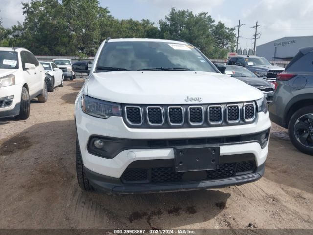 3C4NJDBN0RT604330 Jeep Compass Latitude 4x4