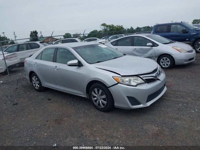 Toyota CAMRY LE 2014 4T4BF1FK0ER442526 main image