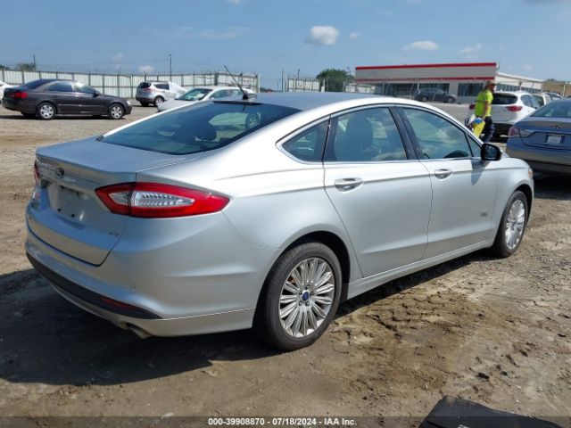 3FA6P0PU4ER395179 Ford Fusion Energi Se Luxury