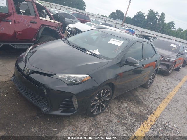 Toyota COROLLA SE 2017 5YFBURHEXHP594020 Image 2