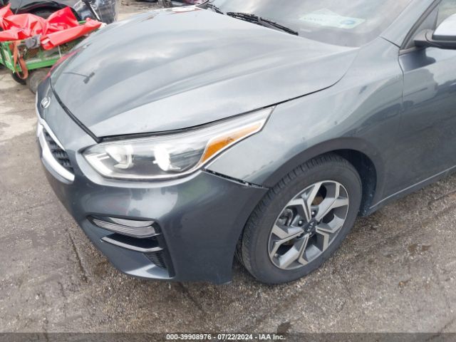 3KPF24AD0ME351467 KIA Forte Lxs