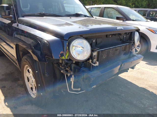 1C4NJRBB0HD145002 Jeep Patriot Sport 4x4