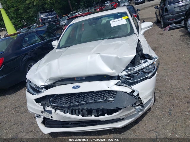 Ford Fusion Hybrid Platinum 2018 3FA6P0RU8JR145323 Image 12