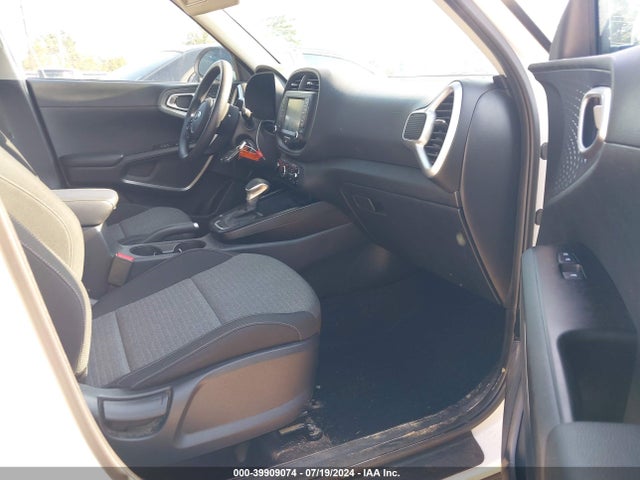 KIA SOUL S 2020 KNDJ23AU6L7077470 Image 5