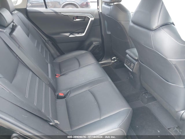 Toyota Rav4 Limited 2019 JTMY1RFV0KD005380 Image 8