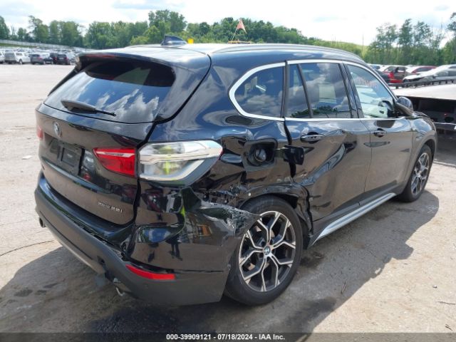 2020 BMW X1 WBXJG9C07L5R55095 Photo 3