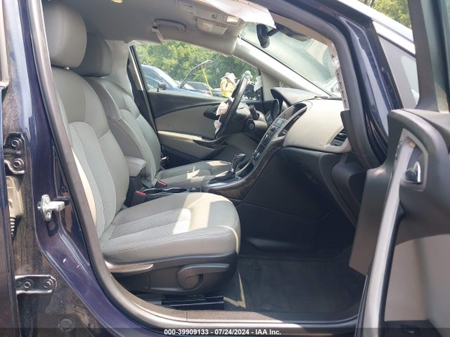 1G4PR5SK2F4169644 Buick Verano Convenience Group