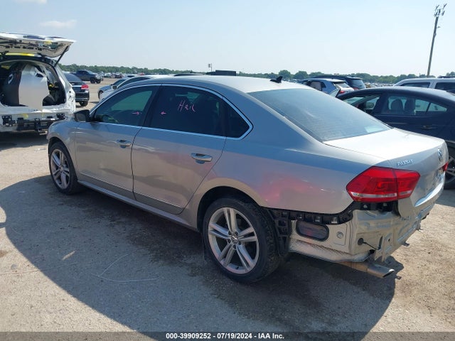 1VWCN7A32EC053348 Volkswagen Passat 2.0l Tdi Sel Premium