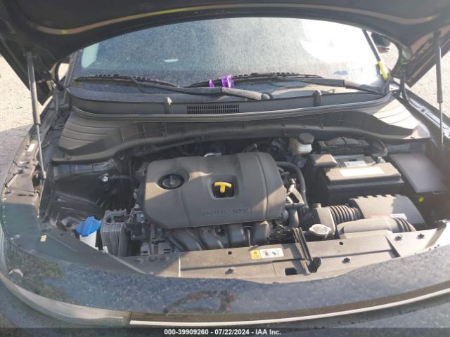 KNDJ23AU7L7045790 KIA SOUL LX