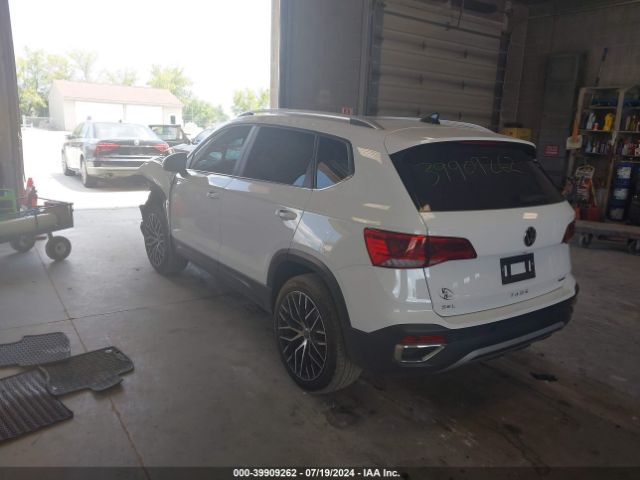 3VV2X7B2XNM039387 Volkswagen Taos 1.5t Sel