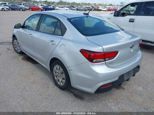 KIA RIO S 2018 3KPA24AB2JE076379 Image 3