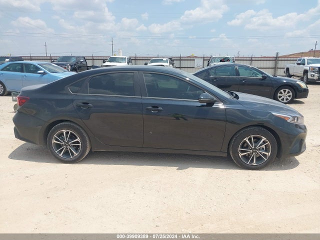 Продажа на аукционе авто 2024 Kia Forte Lxs, vin: 3KPF24ADXRE749387, номер лота: 39909389