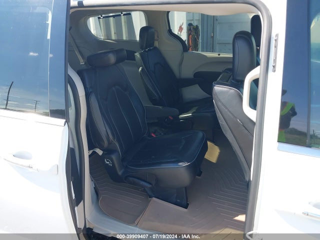2C4RC1GGXHR744553 Chrysler Pacifica Limited