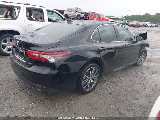 Toyota CAMRY XLE 2024 4T1F11AK8RU229279 Image 4