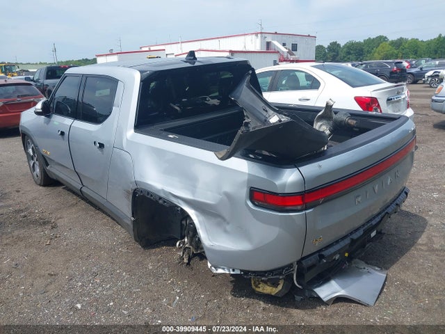Rivian R1t Adventure 2022 7FCTGAAA5NN016933 Image 3