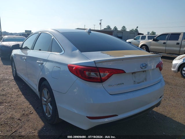Hyundai SONATA SE 2016 5NPE24AF1GH318653 Image 3