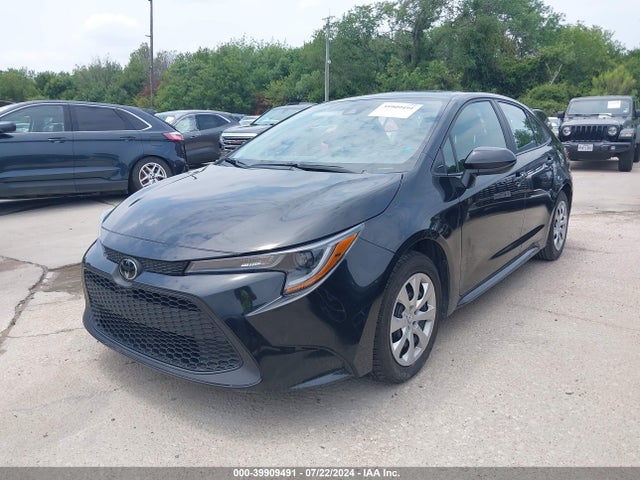 Toyota COROLLA LE 2022 5YFEPMAE8NP383556 Image 2