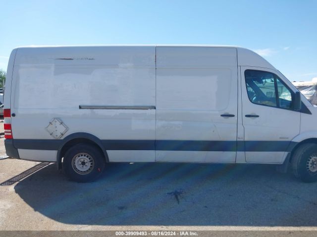 WD3PE8DE4E5897364 Mercedes-Benz Sprinter 2500 High Roof