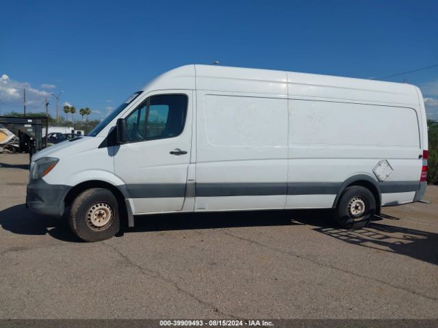 WD3PE8DE4E5897364 Mercedes-Benz Sprinter 2500 High Roof