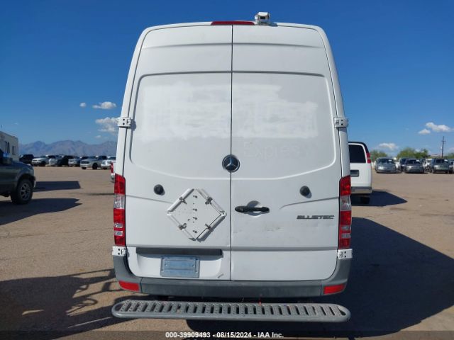 WD3PE8DE4E5897364 Mercedes-Benz Sprinter 2500 High Roof