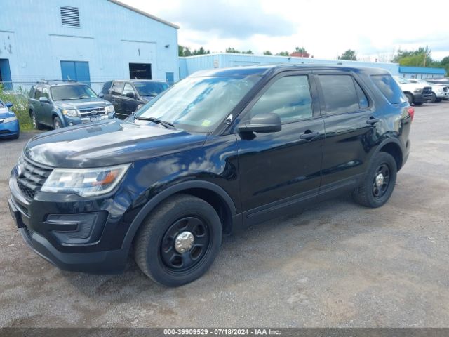 Ford Utility Police Interceptor 2017 1FM5K8AR7HGC66562 Image 2