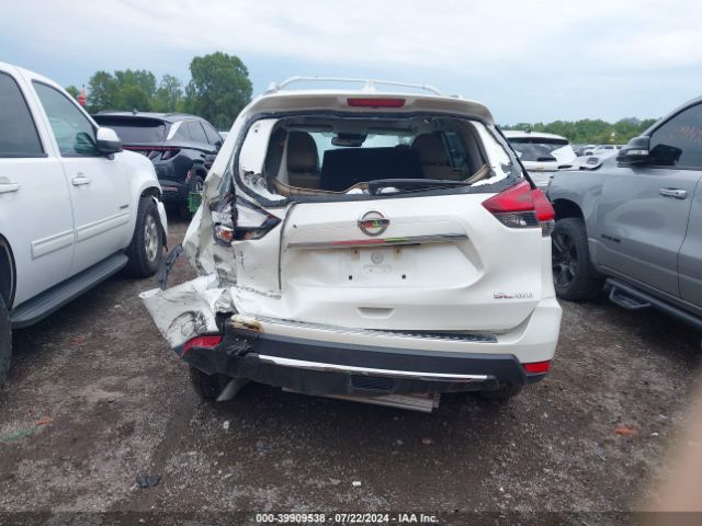 5N1AT2MVXHC872804 Nissan Rogue Sl