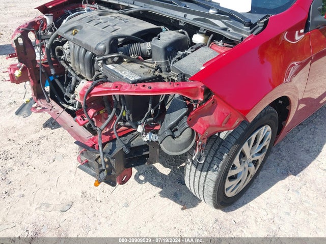 Toyota COROLLA LE 2018 2T1BURHE3JC091306 Image 17
