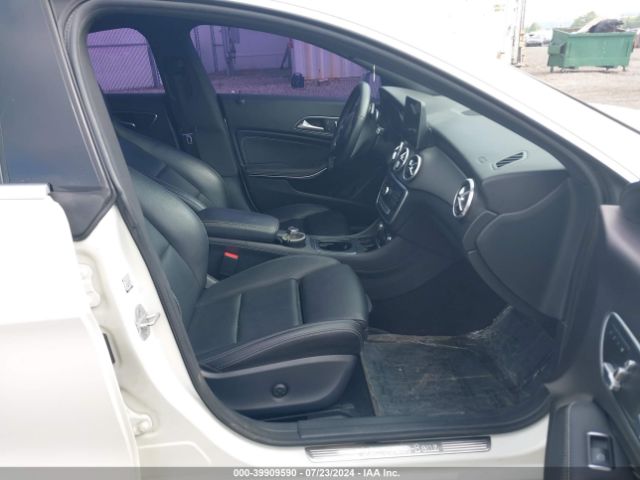 WDDSJ4EB3JN568616 Mercedes-Benz CLA 250