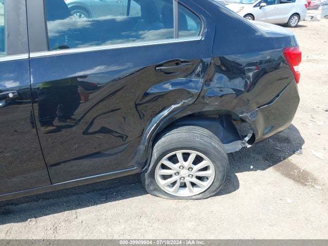 Chevrolet Sonic Lt Auto 2018 1G1JD5SH6J4109686 Image 6