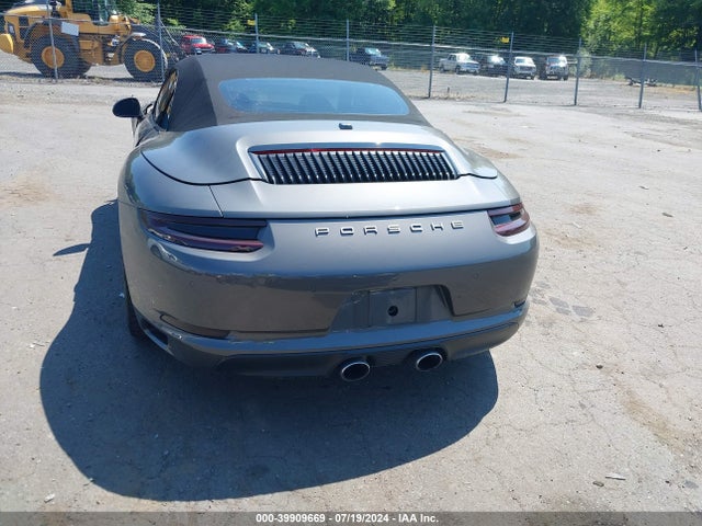 Porsche 911 CARRERA 2017 WP0CA2A92HS142059 Image 17