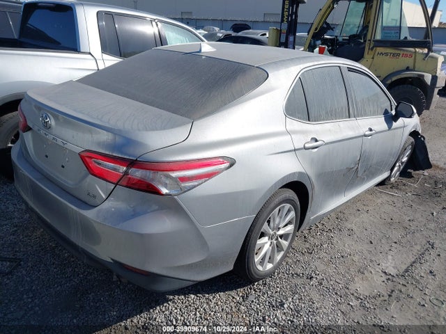 Toyota CAMRY LE 2019 4T1B11HK2KU224671 Image 4
