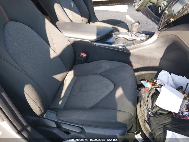 Toyota CAMRY LE 2019 4T1B11HK2KU224671 Image 5