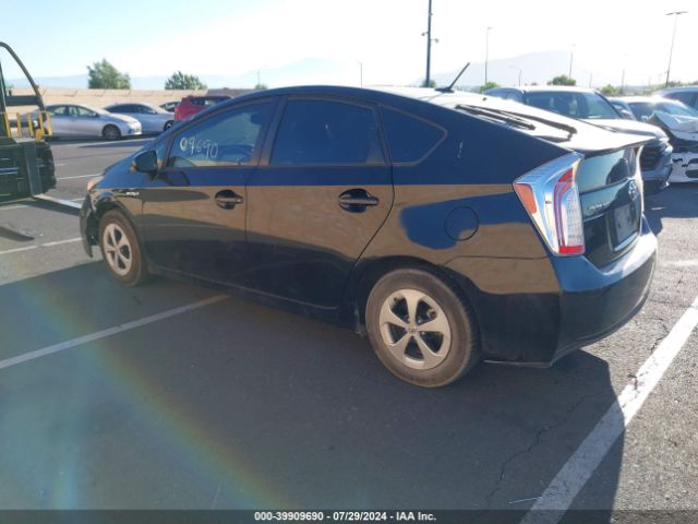 JTDKN3DU1F1972203 Toyota Prius Four