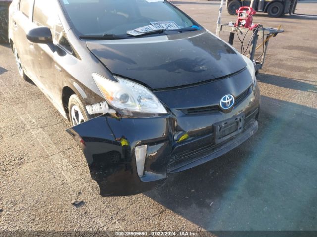 JTDKN3DU1F1972203 Toyota Prius Four