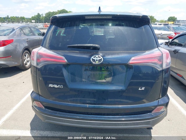 Toyota RAV4 LE 2018 JTMZFREV8JJ735870 Image 16