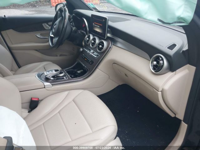 WDC0G4KB6JV101107 Mercedes-Benz Glc 300 4matic